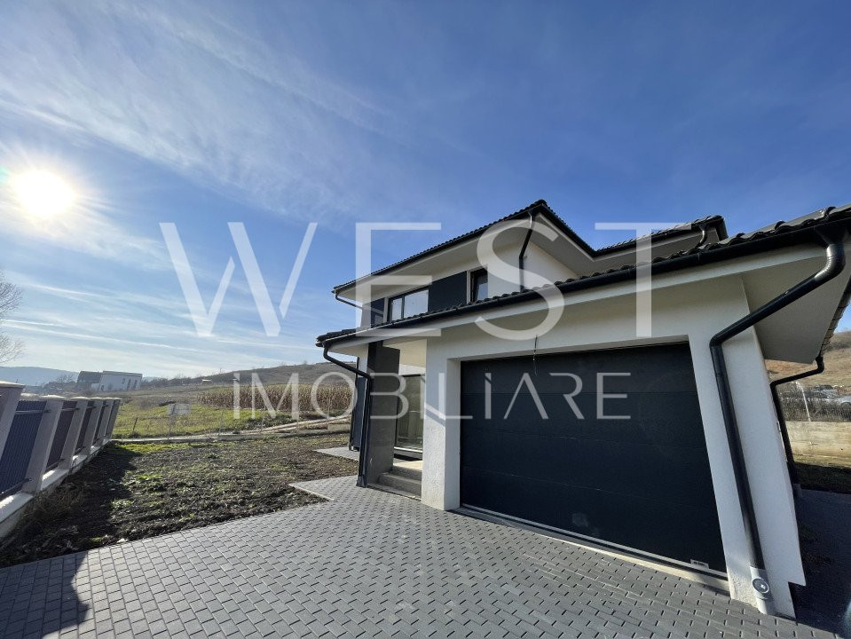 Casa individuală cu CF cu 5 cam/155mp! Teren 550mp! GARAJ! Loc. Dezmir