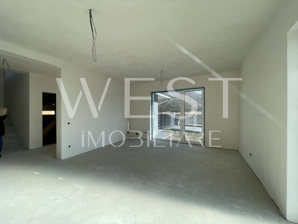 Casa individuală cu CF cu 5 cam/155mp! Teren 550mp! GARAJ! Loc. Dezmir