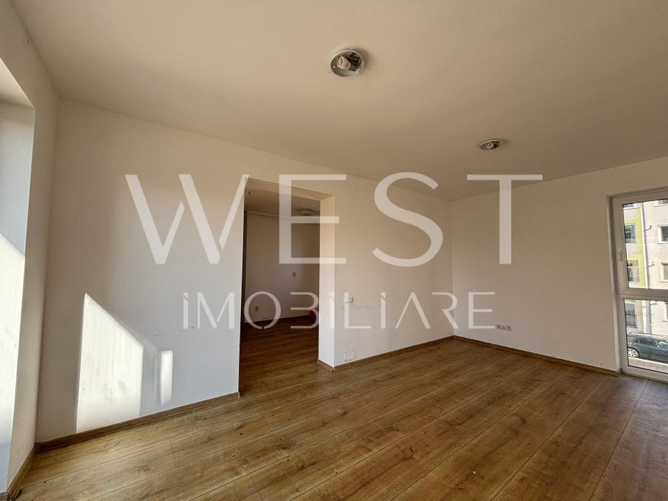 Spațiu comercial str.EROILOR 45mp + terasa | Parcări | Finisat