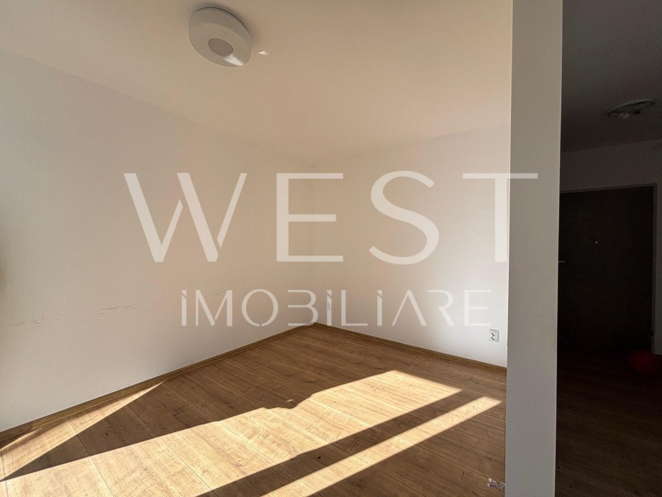 Spațiu comercial str.EROILOR 45mp + terasa | Parcări | Finisat