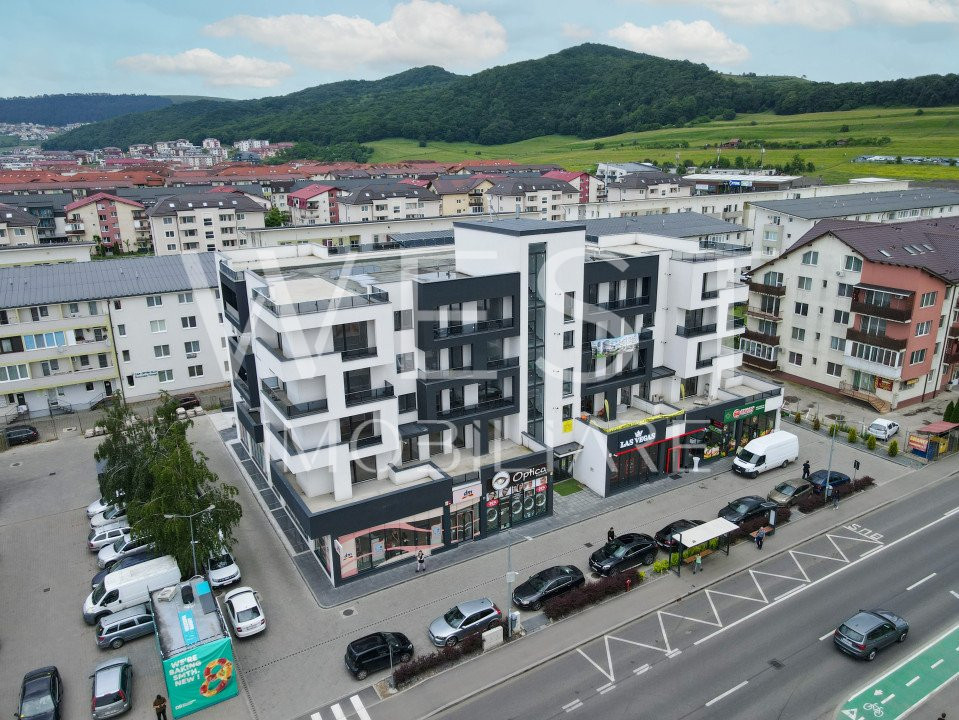 Spatiu comercial de inchiriat | Str.Eroilor | Roka