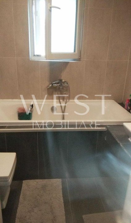 Apartament 3 camere 2 bai | 80mp | Zona Sub Cetate | Parcare Inclusa