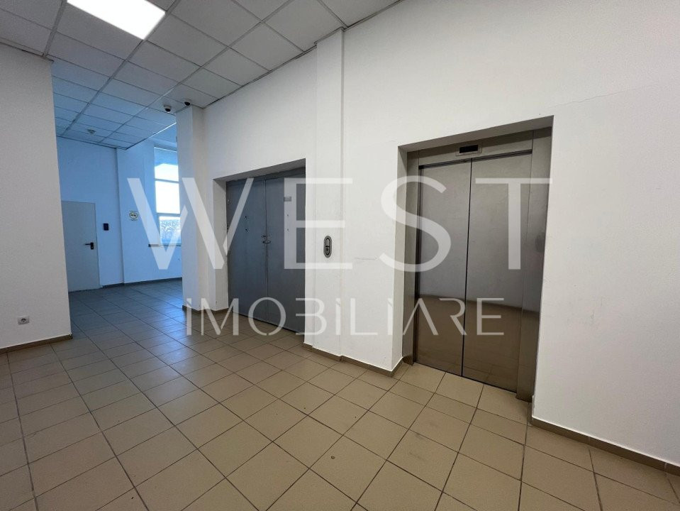 Spațiu de birouri | 580 mp | Nemobilat | Piața 1 Mai | Parcare inclusă