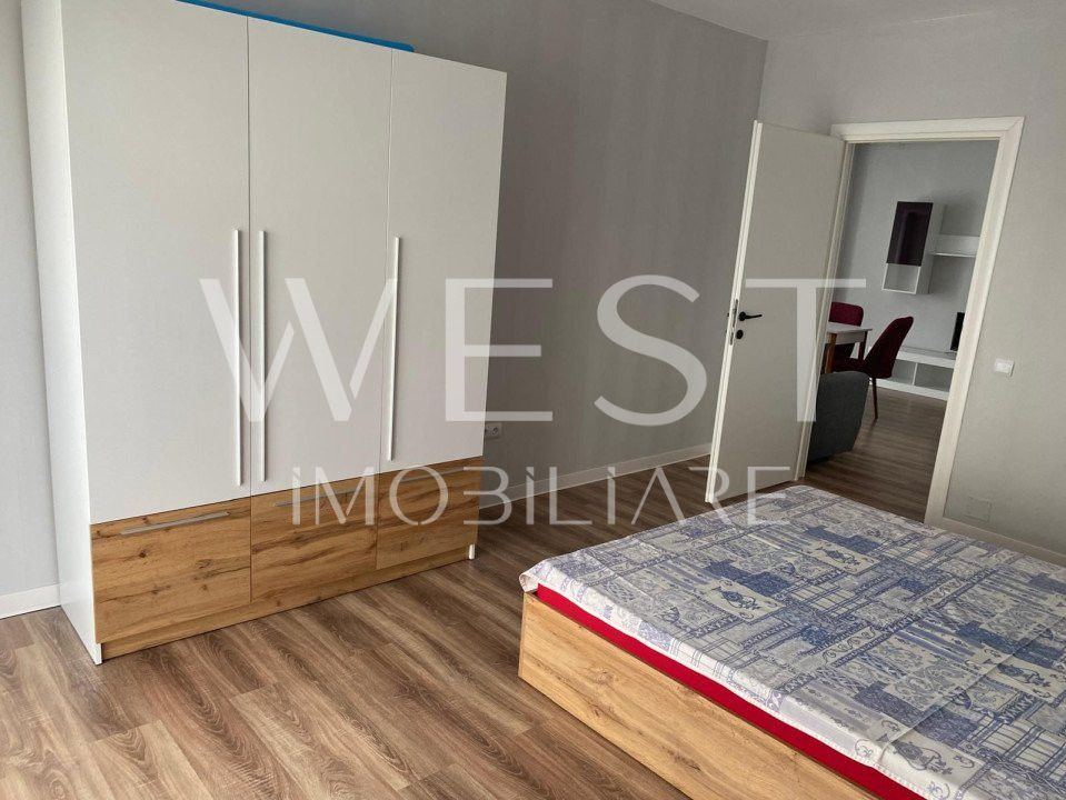 Apartament de 3 camere / 60mp / zona Tineretului / Parcare