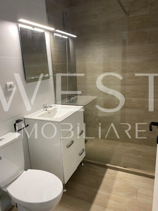 Apartament de 3 camere / 60mp / zona Tineretului / Parcare