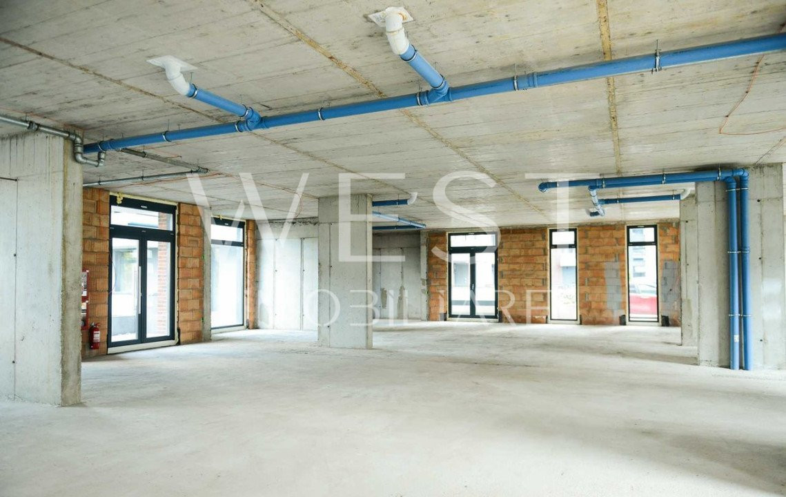 Spatiu com. Zona Park Lake | 706mp | 25 Parcari | Vizibilitate Maximă