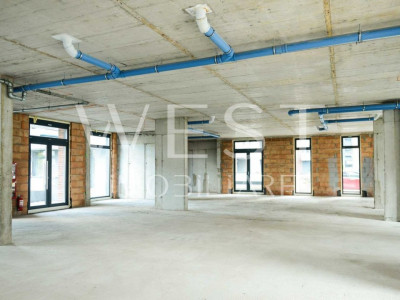 Spatiu com. Zona Park Lake | 706mp | 25 Parcari | Vizibilitate Maximă