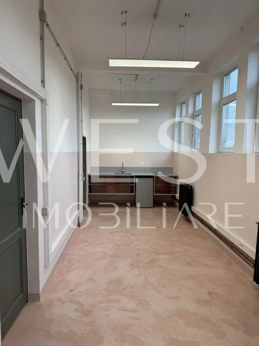 Spațiu Comercial & Birouri | 110 mp | Piața Abator | Parcare inclusă