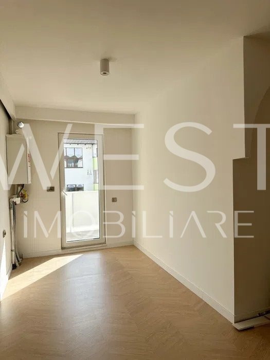 Apartament 3 camere | 55mp | zona Eroilor | Cu parcare subterana