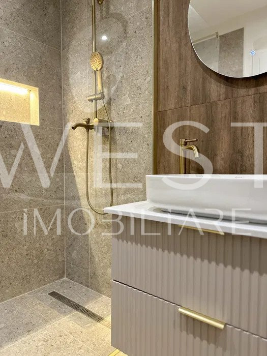 Apartament 3 camere | 55mp | zona Eroilor | Cu parcare subterana