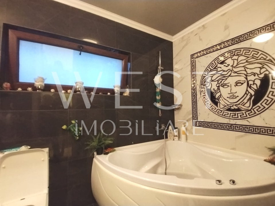 OCAZIE! Apartament 3 camere/62mp! La cheie! Parcare! Zona Sub Cetate!