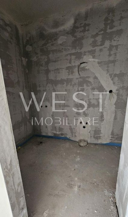Apartament 2 camere 45mp+11mp Terasa! Semifinisat! Cu CF! Eroilor! 