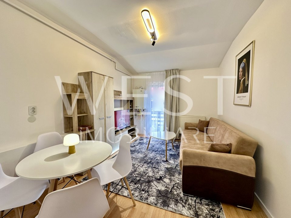 Apartament SMART 2 cam. ! MODERN la CHEIE ! Str. Eroilor ! Parcare !