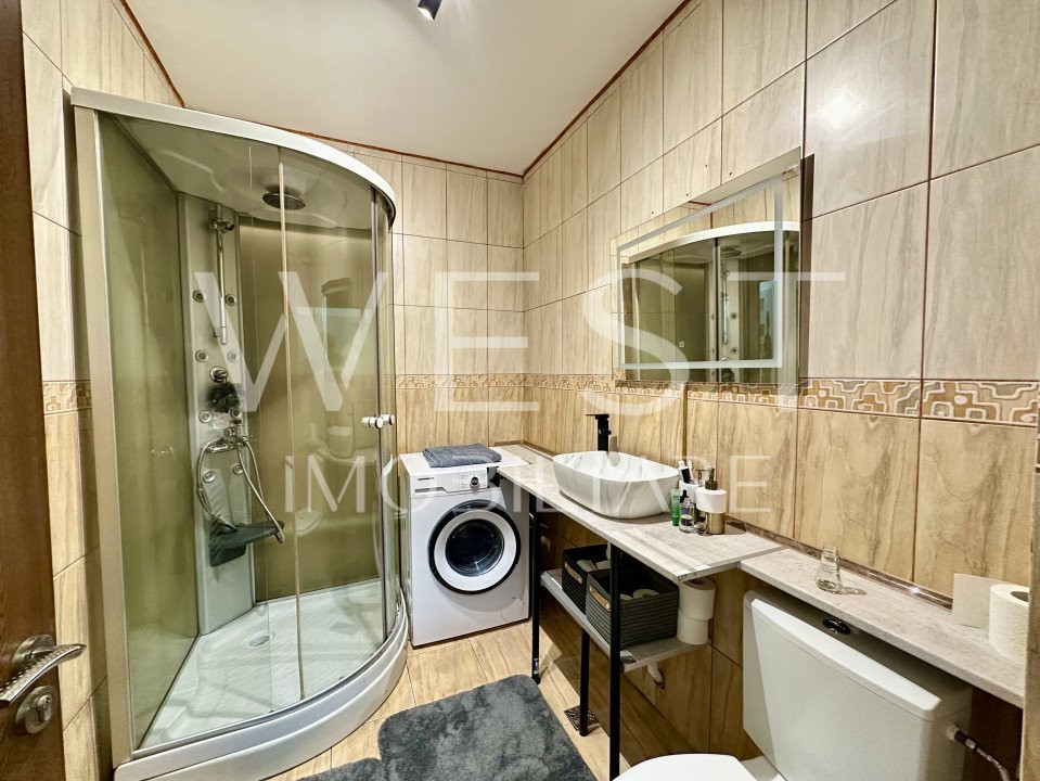 Apartament SMART 2 cam. ! MODERN la CHEIE ! Str. Eroilor ! Parcare !