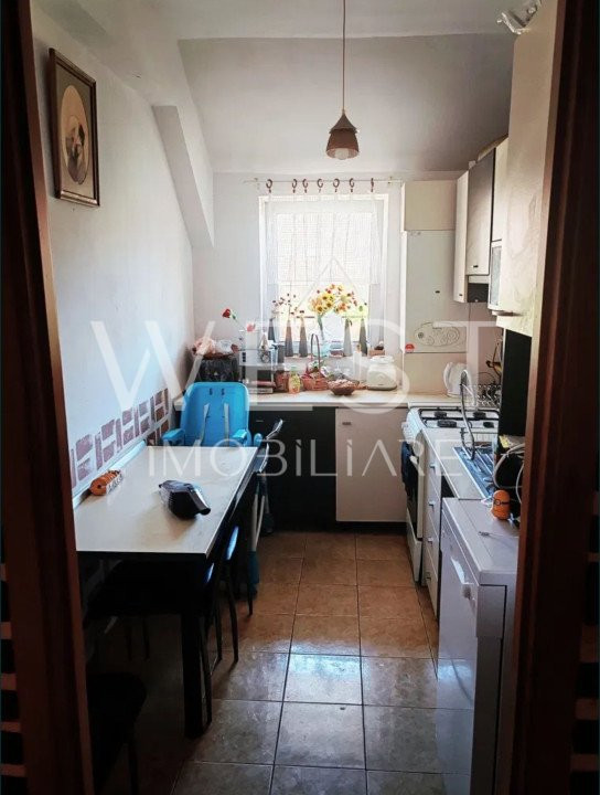 Apartament decomandat 2 camere, 54mp | Balcon 12mp| Zona Eroilor