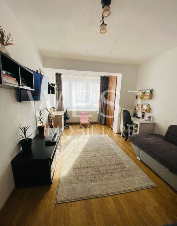 Apartament 2 camere, 54 mp, aproape de scoala si transport/str Eroilor
