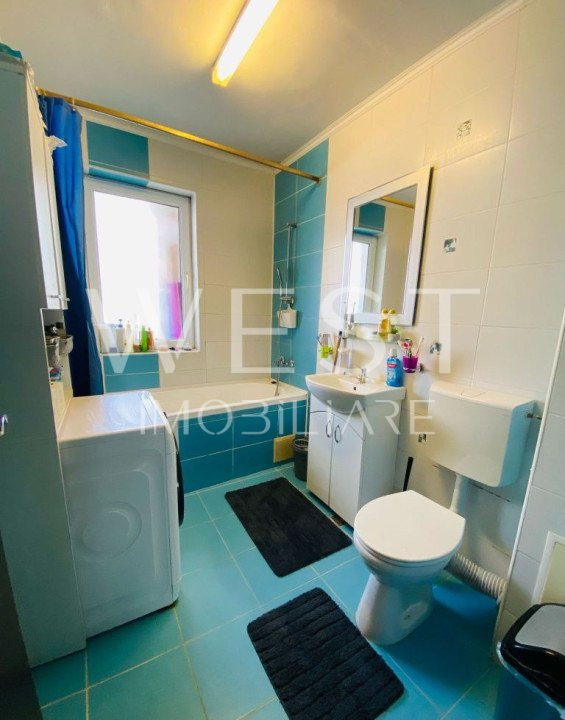 Apartament 2 camere, 54 mp, aproape de scoala si transport/str Eroilor