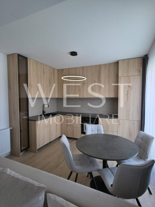 Apartament 3 camere+Terasa 33mp! Parcare! Zona Urusagului! Nou cu CF!