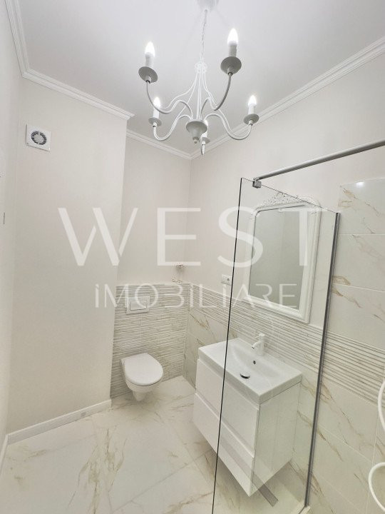 Apartament 3 camere! Terasa 12mp! La cheie! Str. Eroilor! Langa Mall!