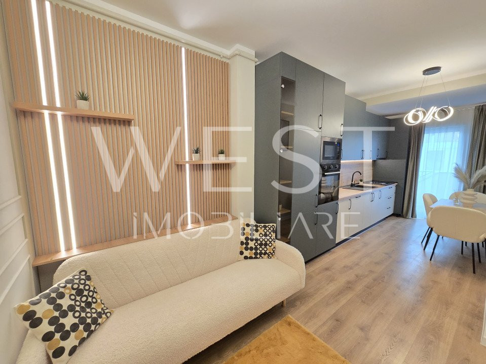 Apartament 3 camere! Ultrafinisat/Mobilat! Str. Eroilor! Langa Mall!