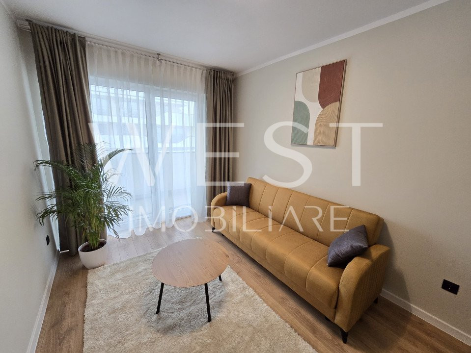 Apartament 3 camere! Ultrafinisat/Mobilat! Str. Eroilor! Langa Mall!