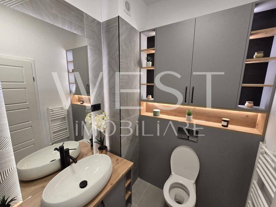 Apartament 3 camere! Ultrafinisat/Mobilat! Str. Eroilor! Langa Mall!