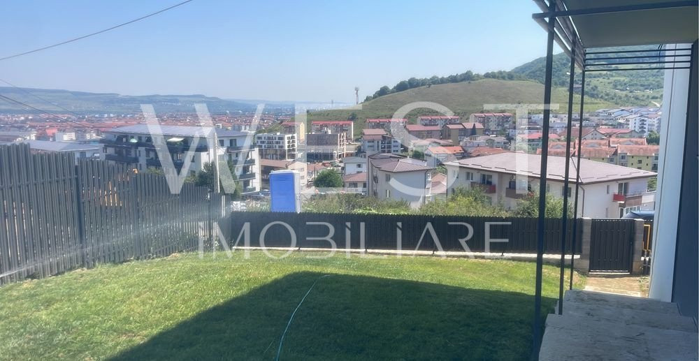 Casa 200mp S+P+E! 250mp Teren! Strada Privata! Semifinisat! Fagului!