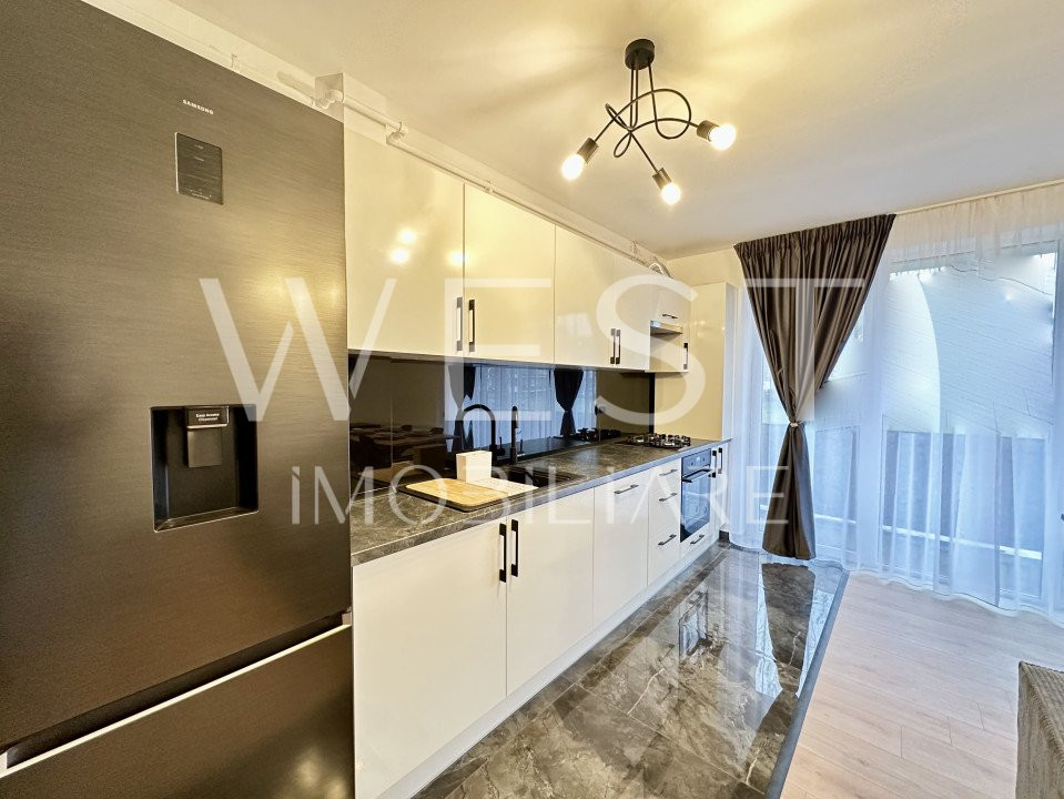 Apartament 3 camere 61mp util+8mp balcon MODERN! ! zona Eroilor!