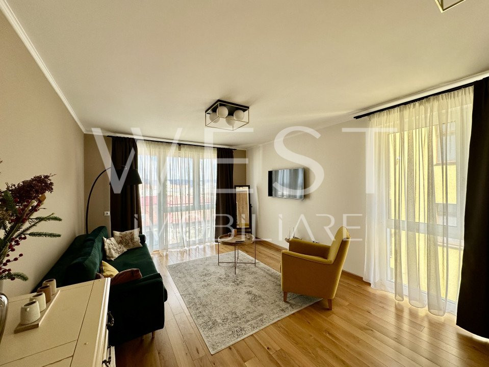 Ap 2 cam LUX! ULTRACENTRAL! Zona Str. Republicii! Panoramic! Parcare!