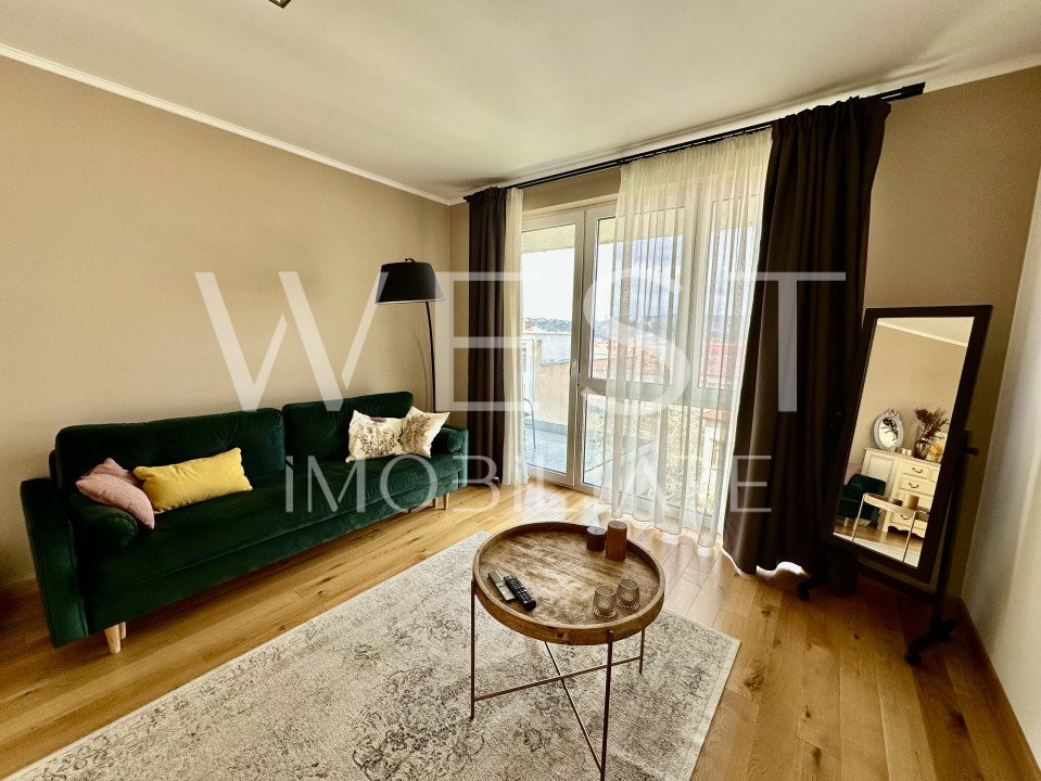Ap 2 cam LUX! ULTRACENTRAL! Zona Str. Republicii! Panoramic! Parcare!