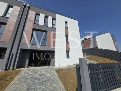 Duplex 6 cam 200mp! D+P+E+Terasa! Semifinisat! Liceul Dumitru Tautan!