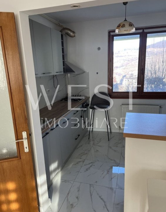 Apartament 2 cam decomandate Mobilat/Utilat! Cetatea Fetei! Parcare!