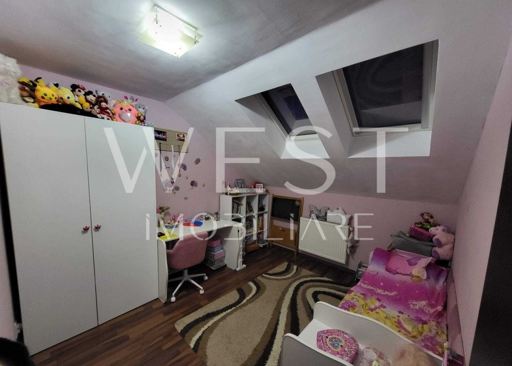 Apartament pe 2 nivele, 79 mp utili + balcon – etaj 3 | Strada Eroilor