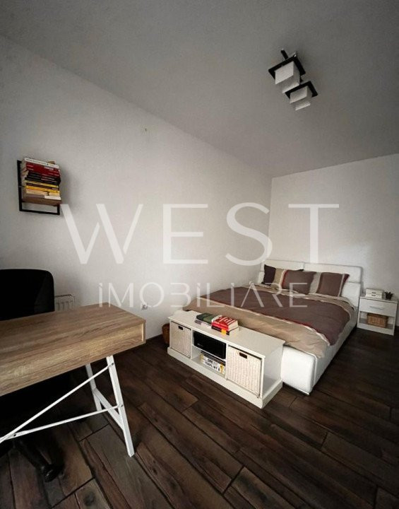 Apartament  decomandat 2 camere/ balcon 11 mp/ Strada Florilor