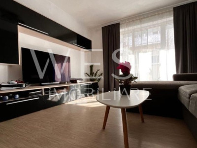 Apartament  decomandat 2 camere/ balcon 11 mp/ Strada Florilor