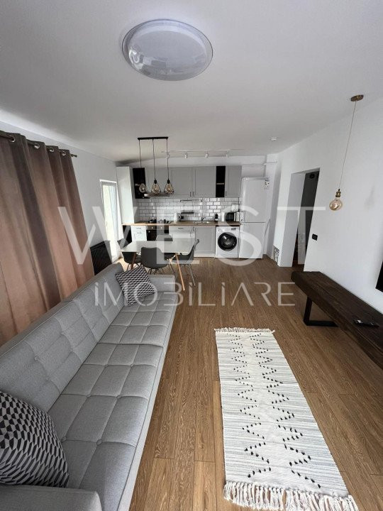 Apartament superfinisat la cheie,2 camere!Parcare!3 Terase!Eroilor