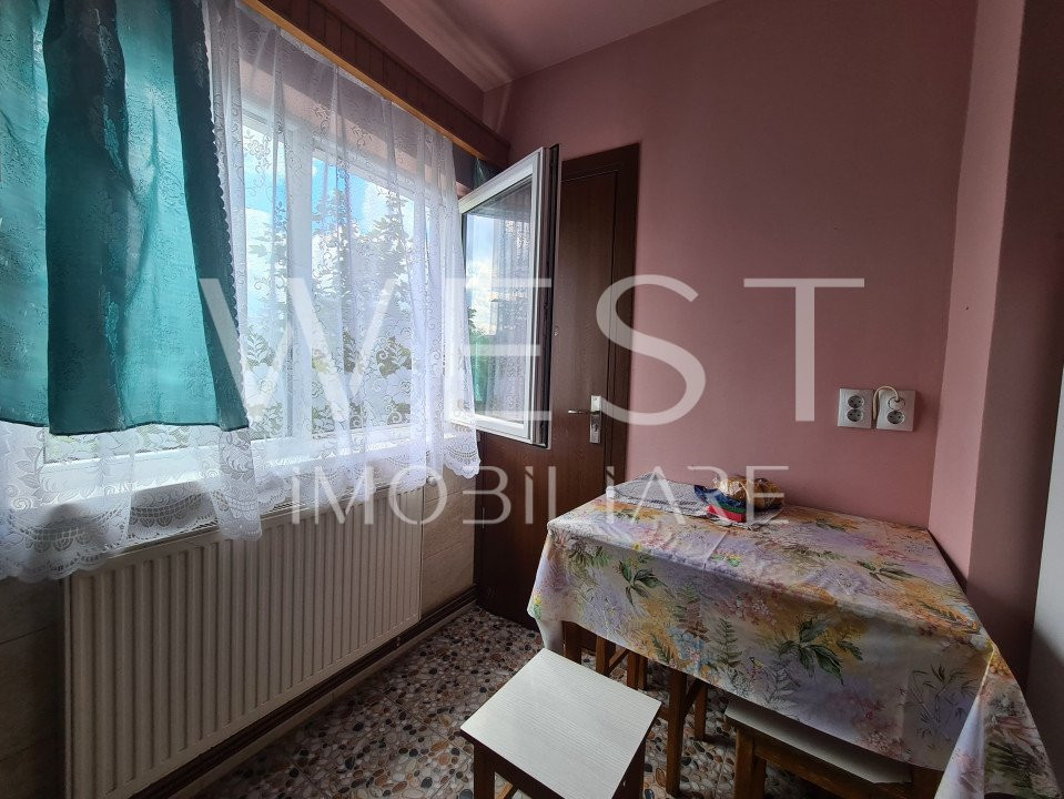 Apartament 3 camere,decomandat,76mp!2 Bai!Etaj intermediar!Calvaria