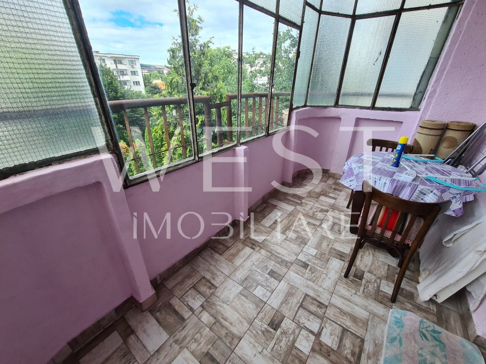 Apartament 3 camere,decomandat,76mp!2 Bai!Etaj intermediar!Calvaria