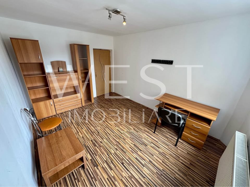 Apartament 3 camere/58mp! Etaj 1! La Cheie! Parcare! Zona Eroilor!