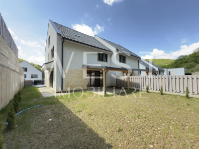 Casa TAUTI 5 dormitoare cu CF 200mp utili + 310 mp curte! CF 