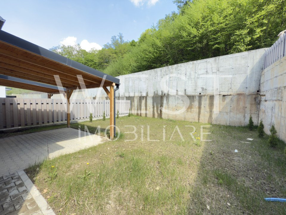 Casa tip duplex cu CF 5 dormitoare 200mp utili + 310 mp curte! 