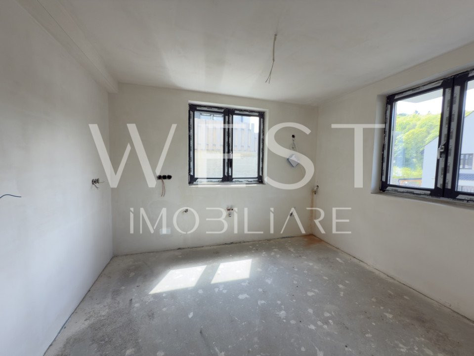 Casa tip duplex cu CF 5 dormitoare 200mp utili + 310 mp curte! 