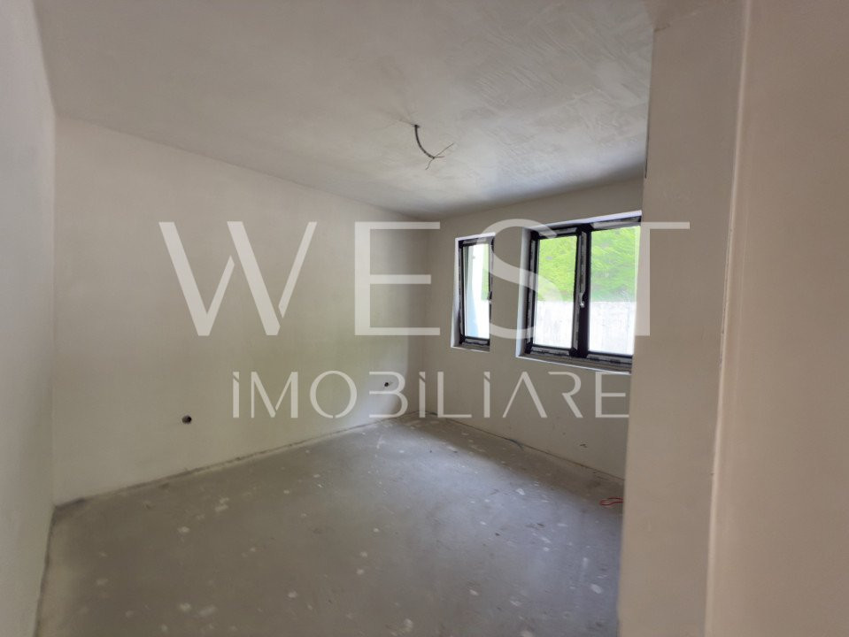 Casa tip duplex cu CF 5 dormitoare 200mp utili + 310 mp curte! 