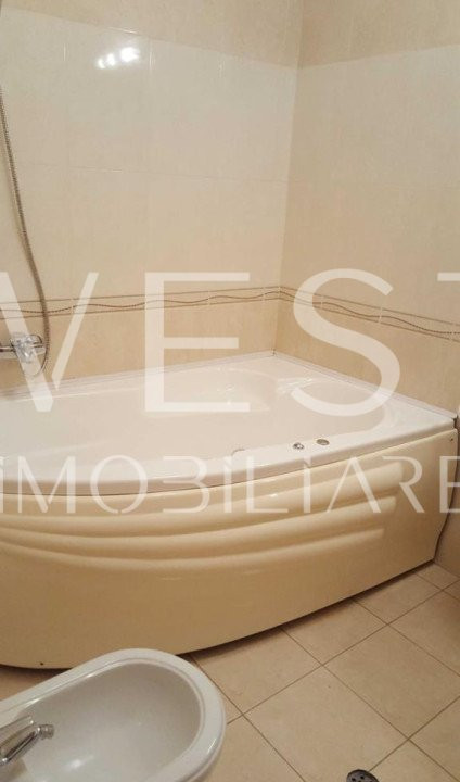 Apartament decomandat 3 cam.,89mp+terasa 24mp!Boxa !A. Muresanu Sud !