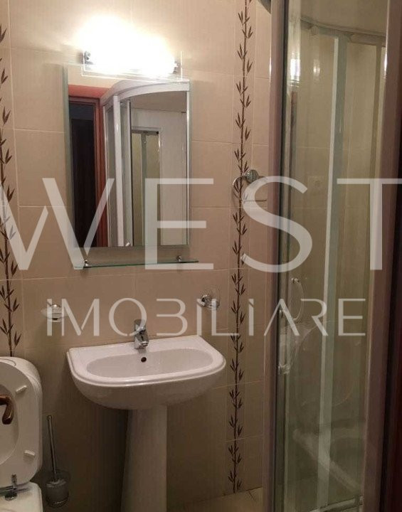 Apartament decomandat 3 cam.,89mp+terasa 24mp!Boxa !A. Muresanu Sud !