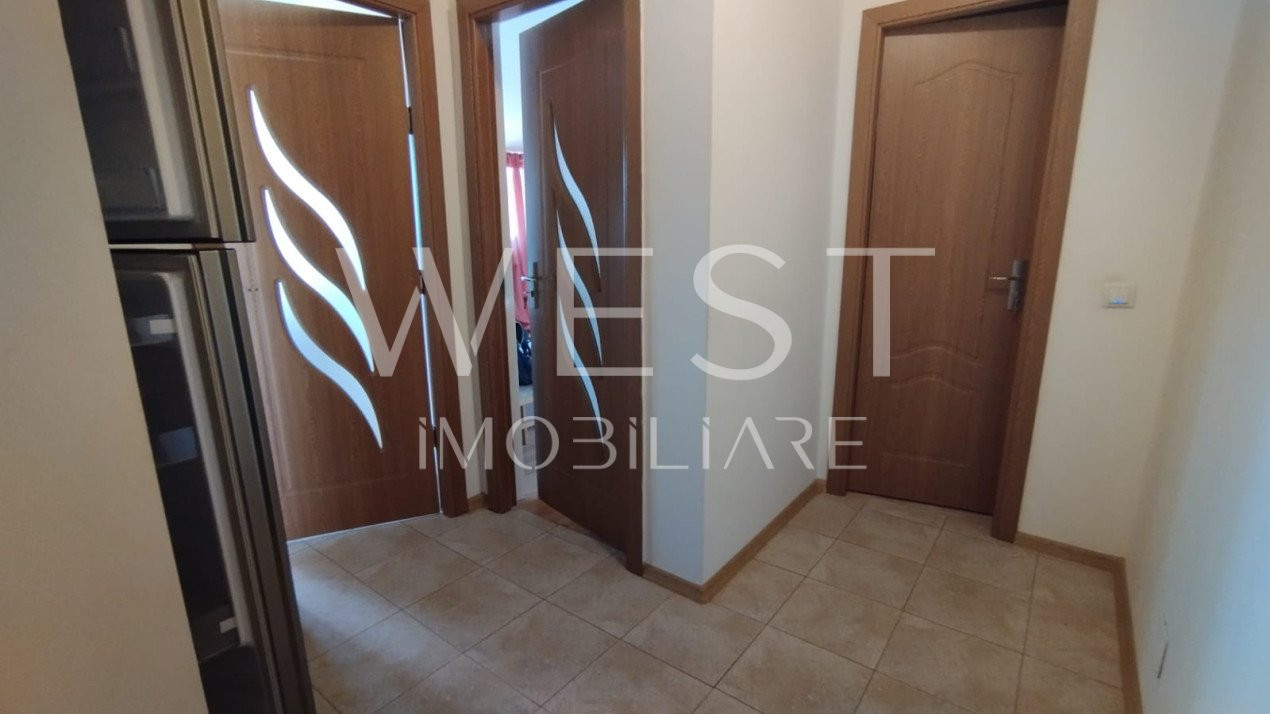 Apartament mobilat, 1 camera! Bucatarie decomandata! Zona Primariei!