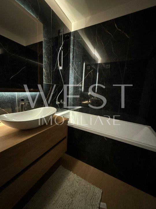 Apartament de lux 3 camere cu terasa | str.Eroilor | Garaj 