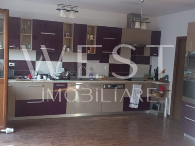 Casa  4 camere,235  mp ! Teren 1174 mp! La cheie !  Zona Apahida !