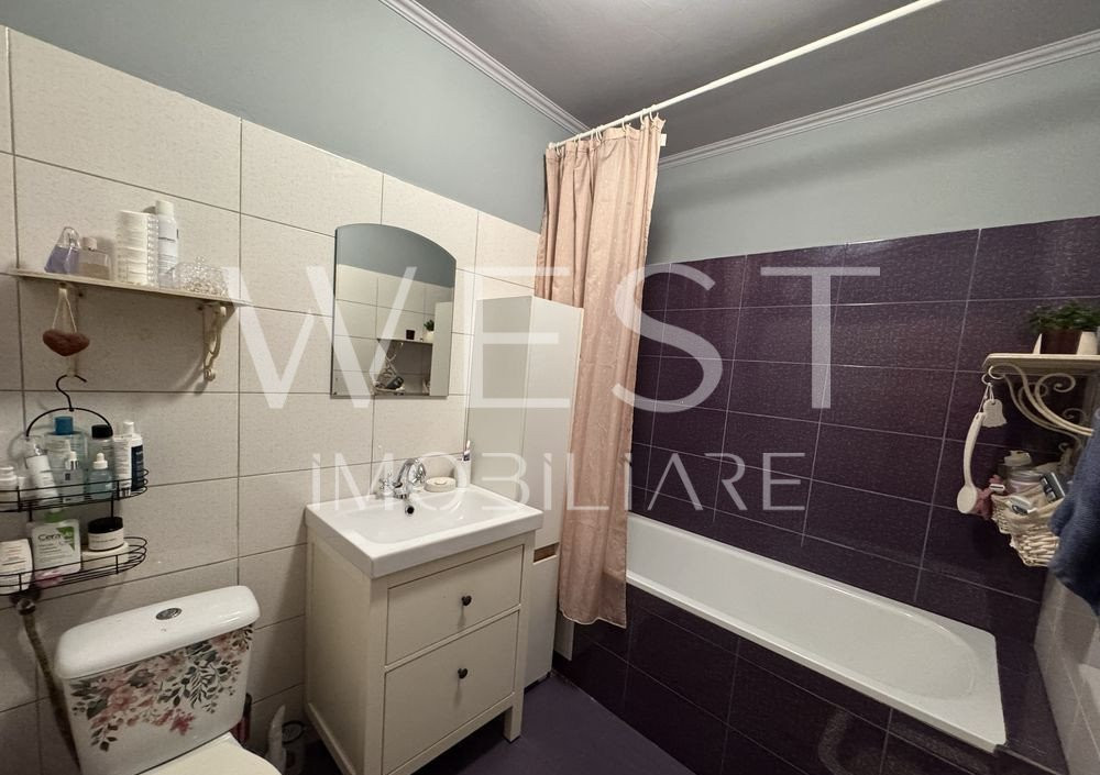 Apartament cochet 2 camere- decomandat -etaj intermediar/la cheie