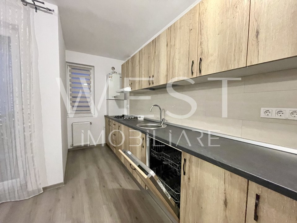 Apartament cu 2 camere, 52mp! LA CHEIE! Balcon! Parcare! Zona Terra!
